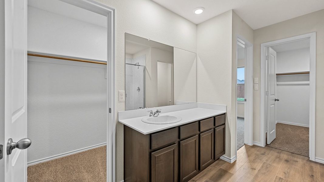 Furnished interior view inside a new home in Stonewyck Farms, Ennis (Image 12).