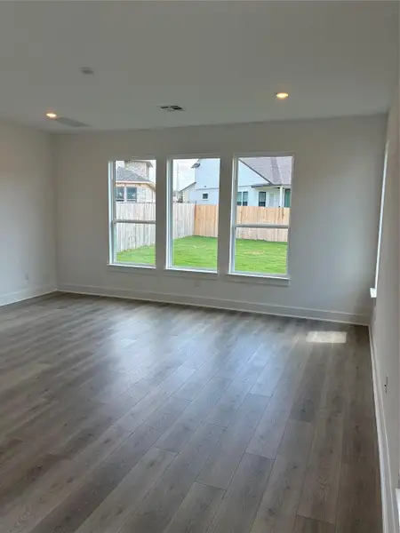 Spacious, unfurnished interior of a new home in Santa Rita Ranch, Liberty Hill (Image 12). Spacious, unfurnished interior of a new home in Santa Rita Ranch, Liberty Hill (Image 12).