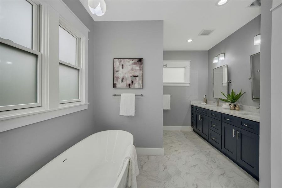 Furnished interior view inside a new home in , Dallas (Image 30).