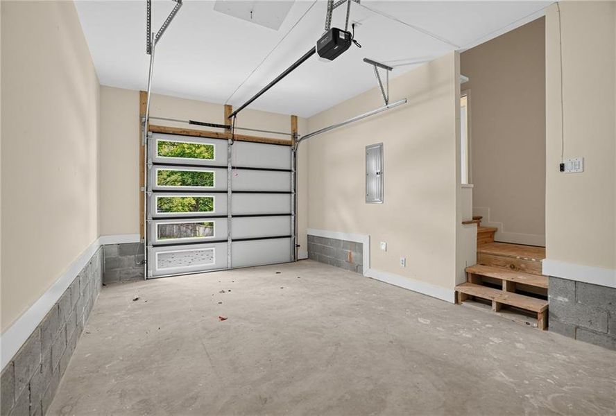 Spacious, unfurnished interior of a new home in , Atlanta (Image 22).