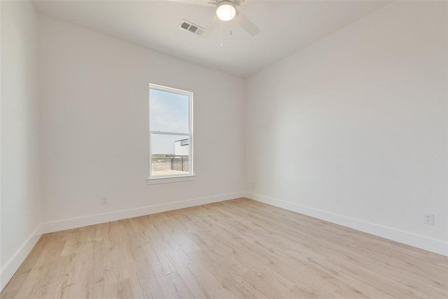 Spacious, unfurnished interior of a new home in , Rockwall (Image 23).