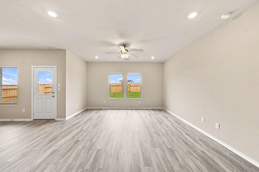 Spacious, unfurnished interior of a new home in Windcress, Cove (Image 17).