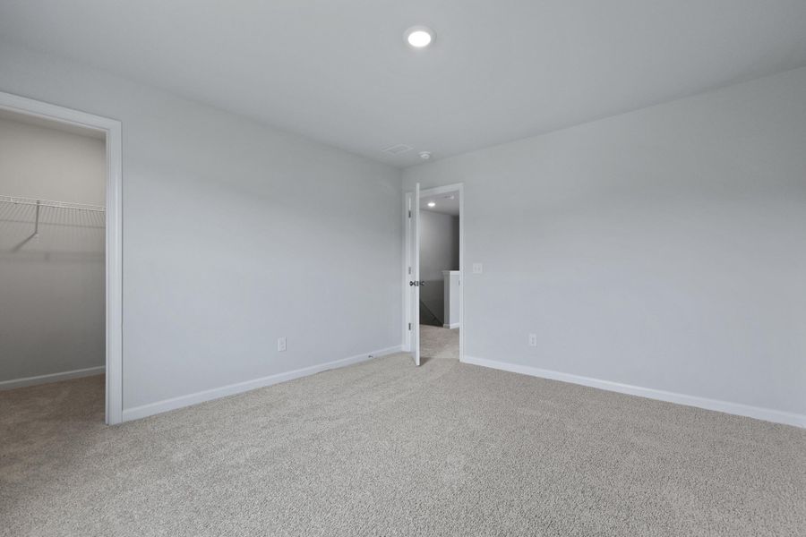 Spacious, unfurnished interior of a new home in , Ladson (Image 37).