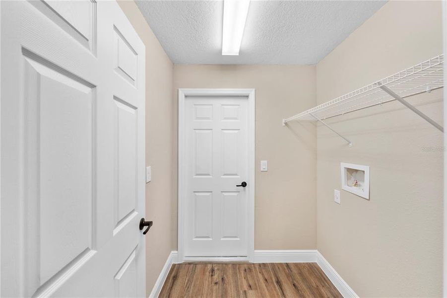 Spacious, unfurnished interior of a new home in , Ocala (Image 24).