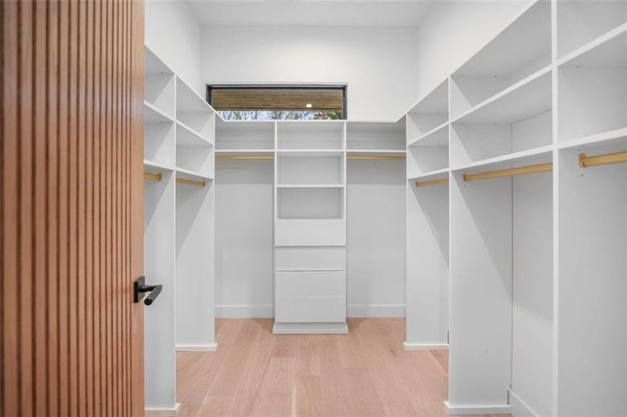 Spacious, unfurnished interior of a new home in , Roswell (Image 25). Spacious, unfurnished interior of a new home in , Roswell (Image 25).