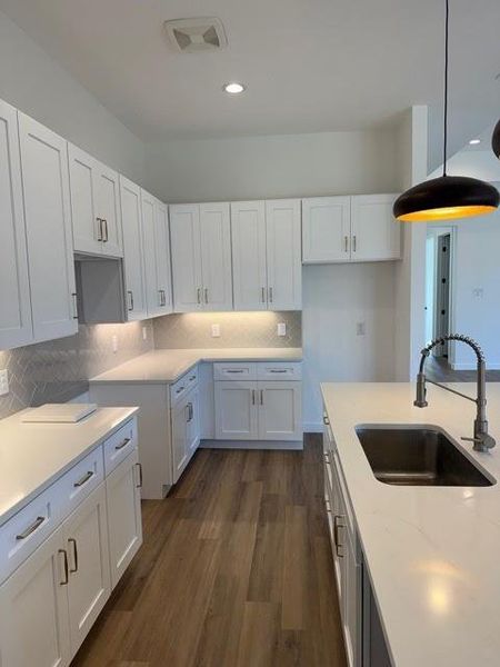 Furnished interior view inside a new home in , Fort Worth (Image 6).