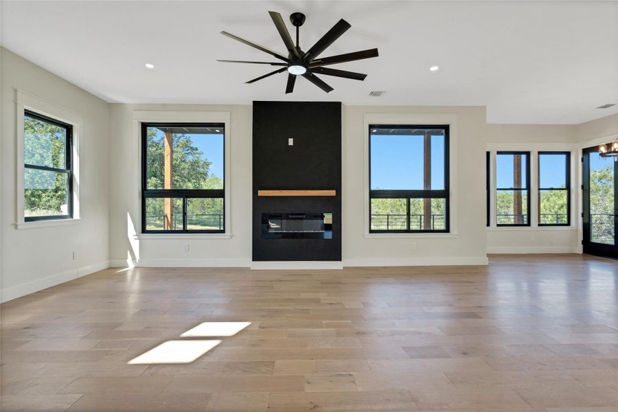 Spacious, unfurnished interior of a new home in , Horseshoe Bay (Image 25). Spacious, unfurnished interior of a new home in , Horseshoe Bay (Image 25).