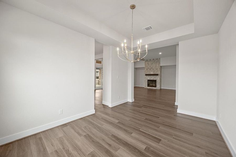 Spacious, unfurnished interior of a new home in Santa Rita Ranch, Liberty Hill (Image 22).