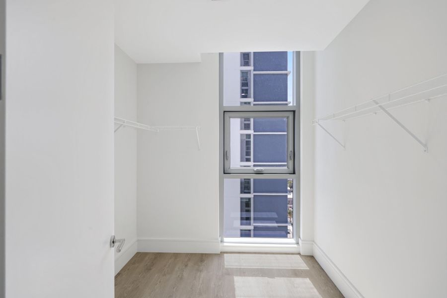 220 Lake Shore Drive - 44.jpg-FULL