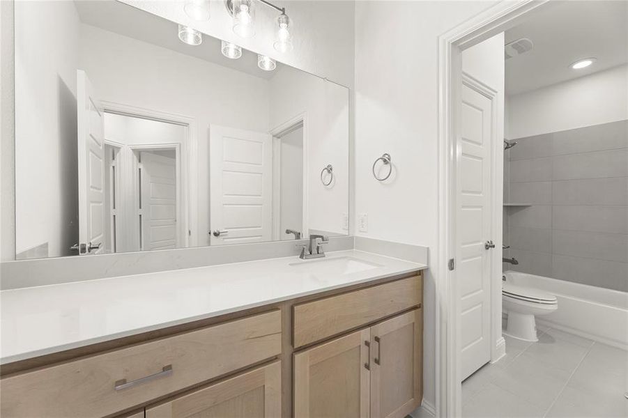 Furnished interior view inside a new home in Milrany Ranch, Melissa (Image 11). Furnished interior view inside a new home in Milrany Ranch, Melissa (Image 11).