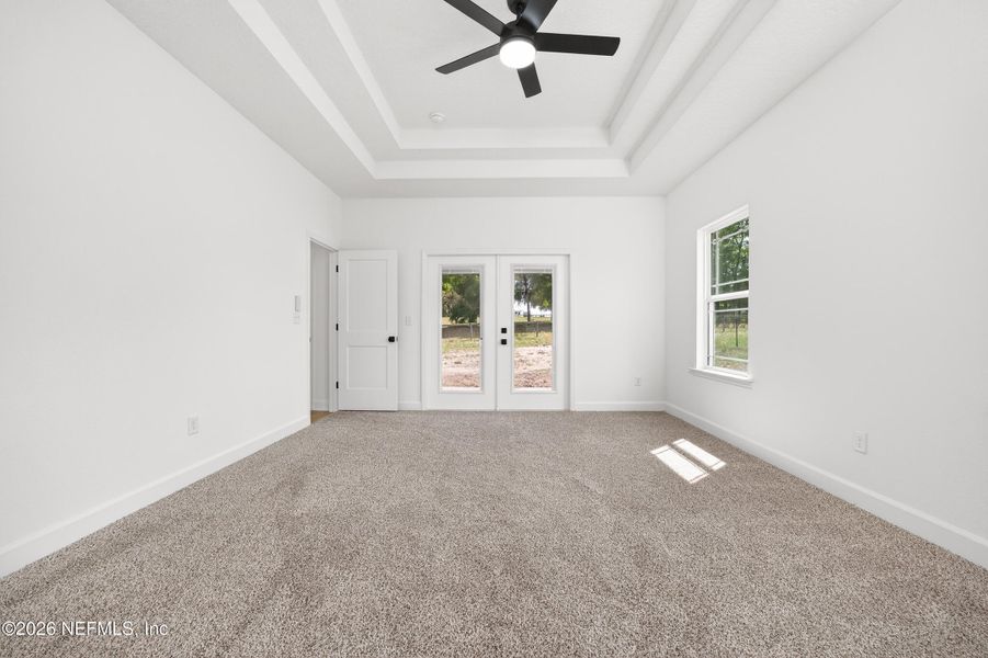 Spacious, unfurnished interior of a new home in , Keystone Heights (Image 19).
