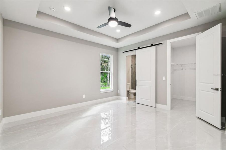 Spacious, unfurnished interior of a new home in , Brooksville (Image 40).