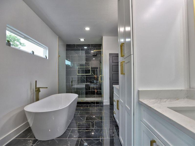 Furnished interior view inside a new home in , Smyrna (Image 35).