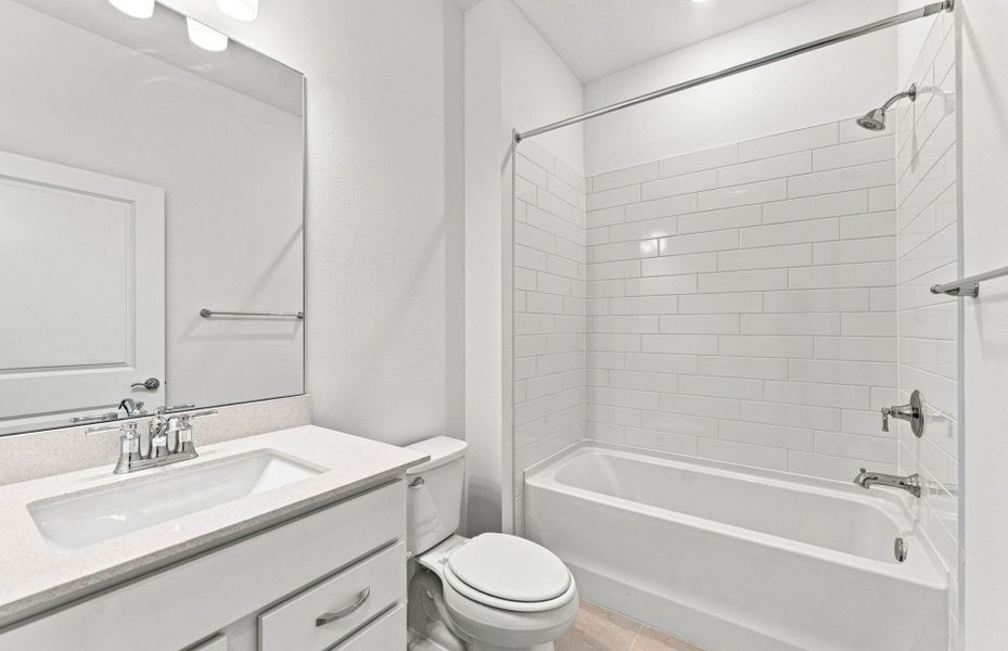 Furnished interior view inside a new home in Seaire, Parrish (Image 7).