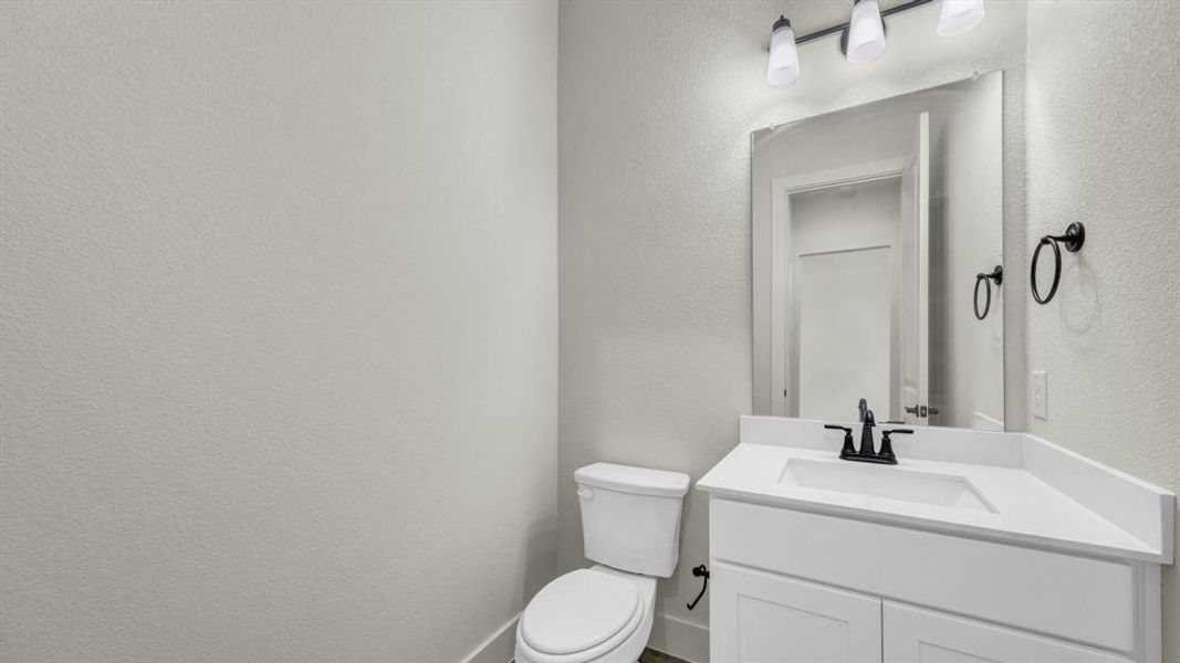 Furnished interior view inside a new home in Freeman Ranch, Weatherford (Image 5).
