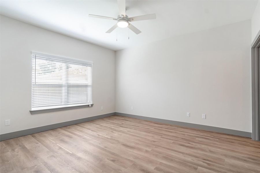 Image 13 of a home in Avenue Park. Image 13 of a home in Avenue Park.