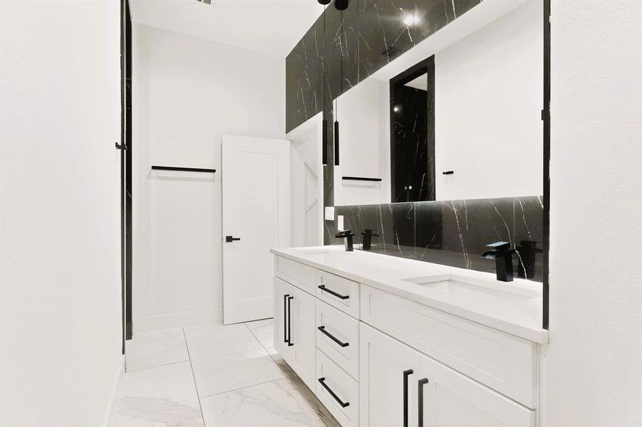 Furnished interior view inside a new home in , Dallas (Image 13). Furnished interior view inside a new home in , Dallas (Image 13).