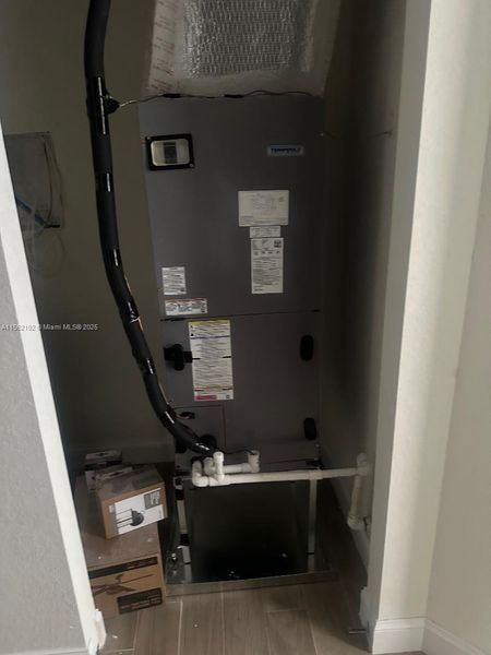 Image 33 of a home in .