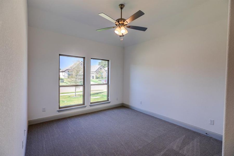 Spacious, unfurnished interior of a new home in Mockingbird Hills, Joshua (Image 9).