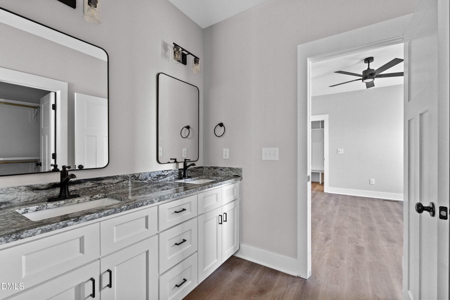 23-9400 Turkey Way _0995