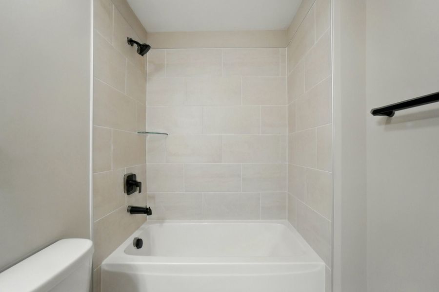 Representative interior finishes for a home built from the Tillery by Caruso Homes in Blue Run, Raleigh (Image 24). Representative interior finishes for a home built from the Tillery by Caruso Homes in Blue Run, Raleigh (Image 24).