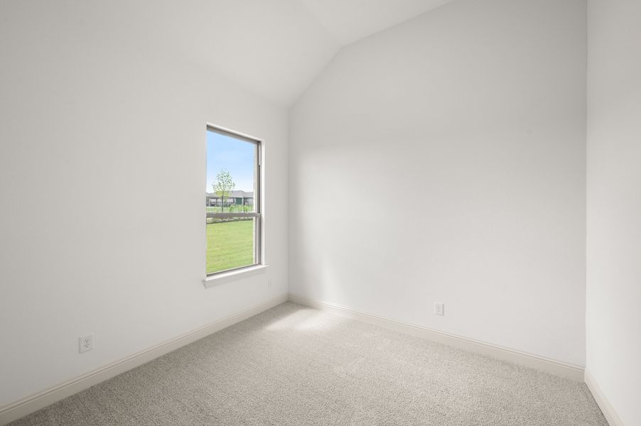 Spacious, unfurnished interior of a new home in Redden Farms, Midlothian (Image 21).
