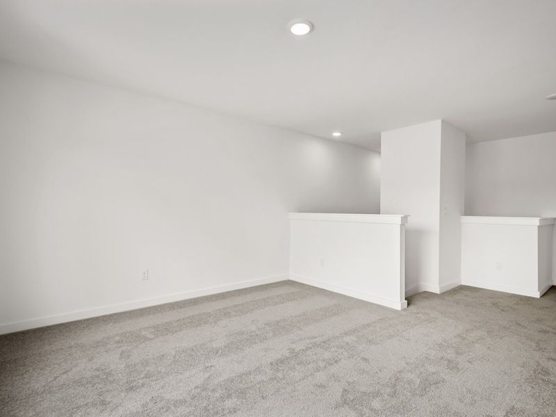 Spacious, unfurnished interior of a new home in Calista Farms, White House (Image 33).