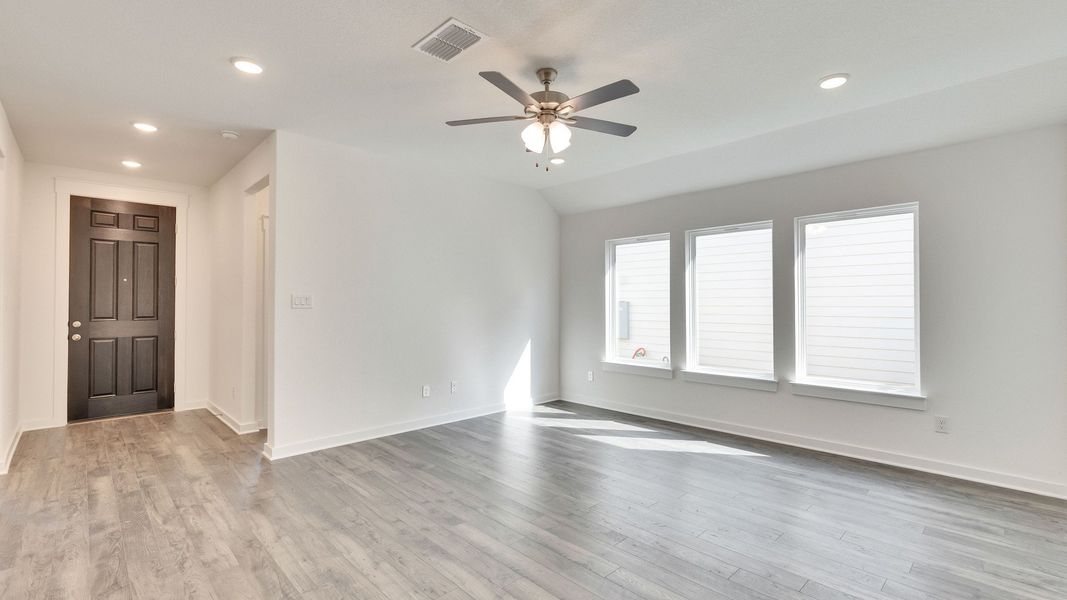 Furnished interior view inside a new home in Creeks Crossing, Elgin (Image 8).