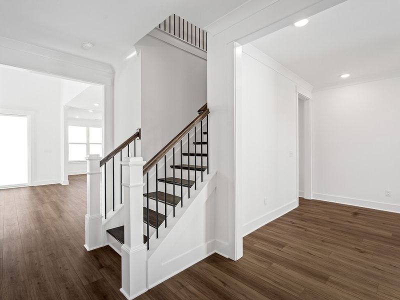 Spacious, unfurnished interior of a new home in Shelton Square, Murfreesboro (Image 21).