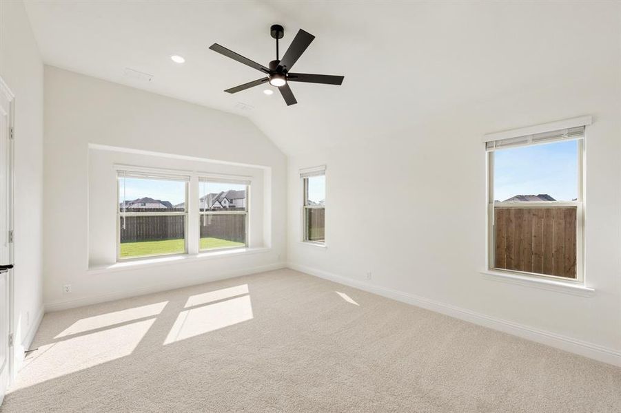 Spacious, unfurnished interior of a new home in Wildflower Ranch 60-65, Fort Worth (Image 26). Spacious, unfurnished interior of a new home in Wildflower Ranch 60-65, Fort Worth (Image 26).