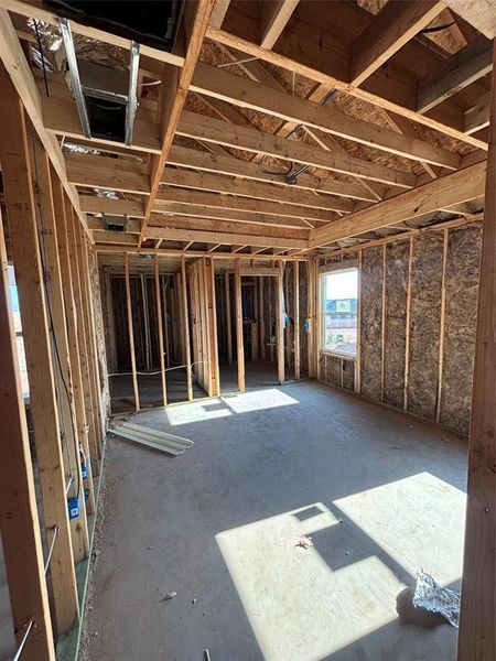 Spacious, unfurnished interior of a new home in , Abilene (Image 3).