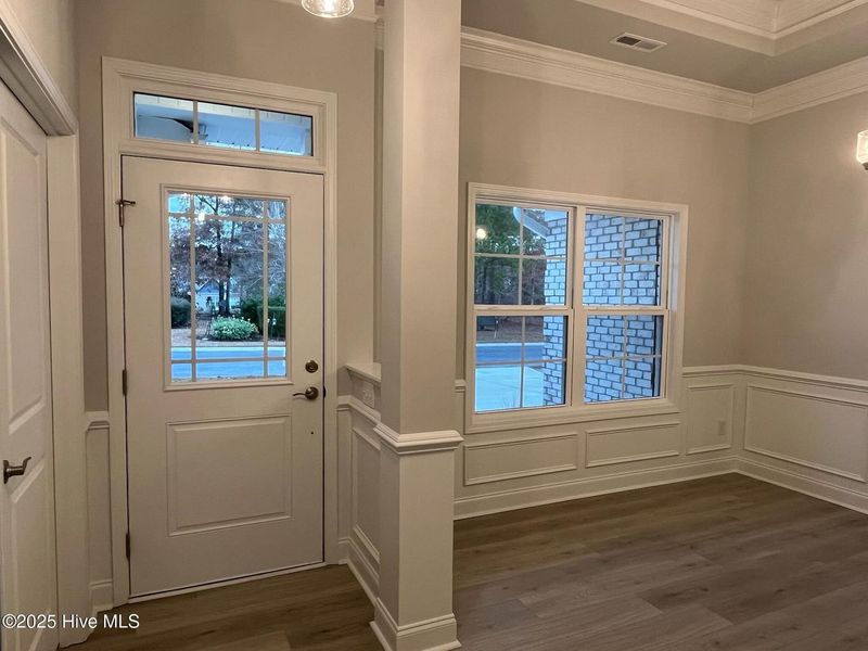 Spacious, unfurnished interior of a new home in Palmetto Creek, Bolivia (Image 14).
