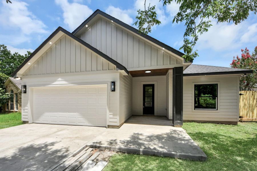 Front exterior of a new home in , Pasadena, TX, highlighting curb appeal (Image 25).