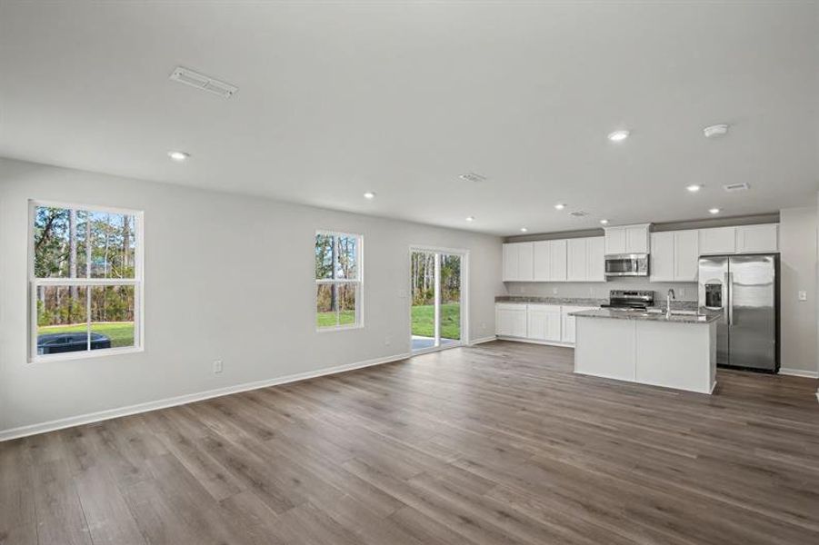 Spacious, unfurnished interior of a new home in Sterling Oaks, Ash (Image 12). Spacious, unfurnished interior of a new home in Sterling Oaks, Ash (Image 12).