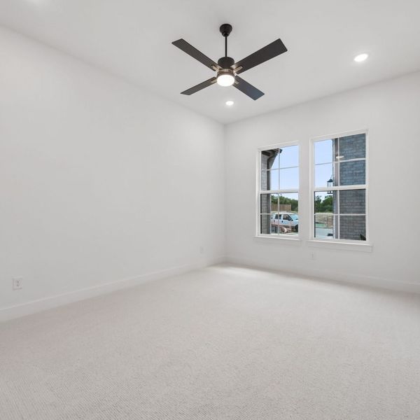 Spacious, unfurnished interior of a new home in StarView, Prosper (Image 59).
