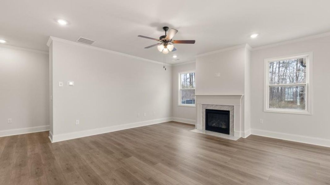 Spacious, unfurnished interior of a new home in Thalley Creek Estates, Cumming (Image 18).