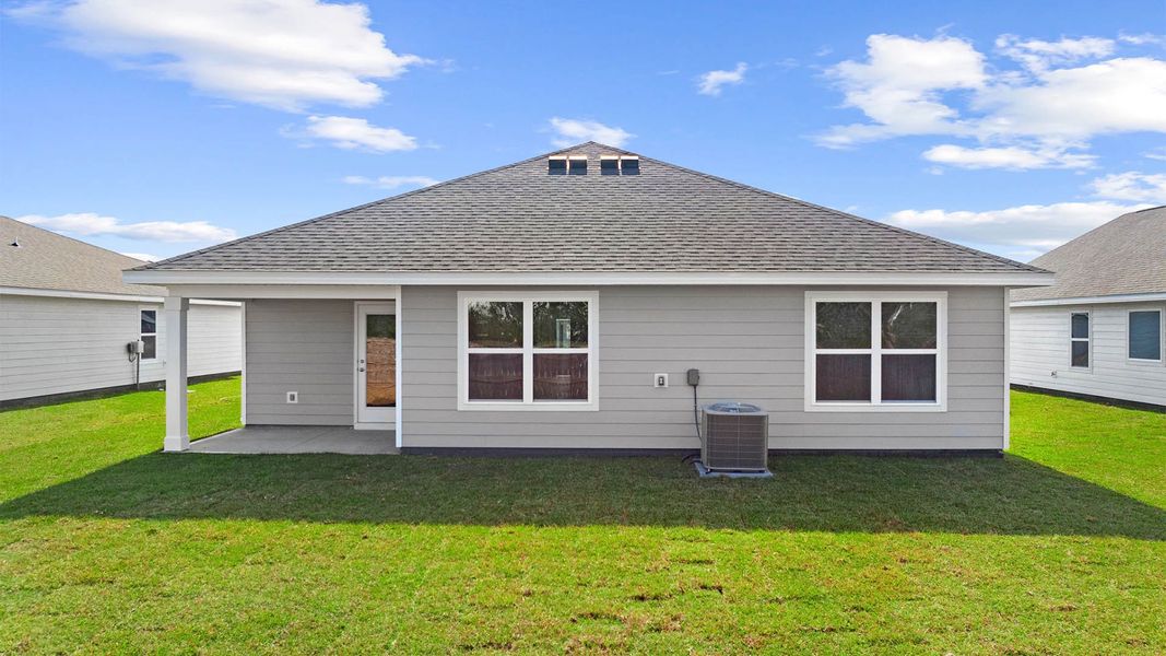 Representative exterior details of a home built from the The Cali by D.R. Horton in Hodges Bayou Plantation, Panama City (Image 26). Representative exterior details of a home built from the The Cali by D.R. Horton in Hodges Bayou Plantation, Panama City (Image 26).
