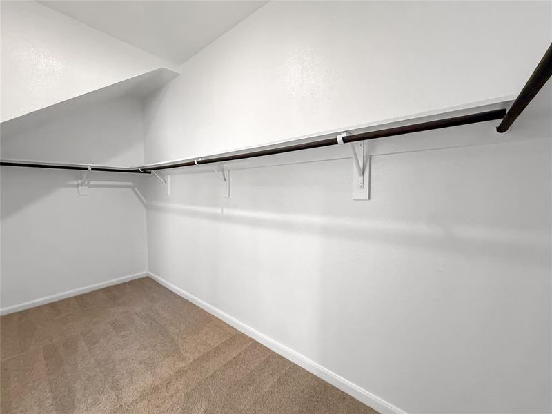 Spacious, unfurnished interior of a new home in Travis Ranch, Forney (Image 27).