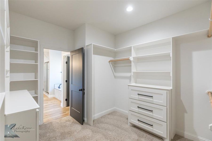 Image 36 of a home in .