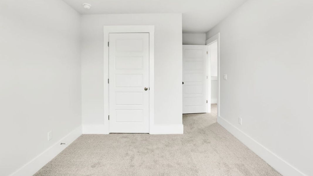 Spacious, unfurnished interior of a new home in Bella Point, Bolivia (Image 21). Spacious, unfurnished interior of a new home in Bella Point, Bolivia (Image 21).