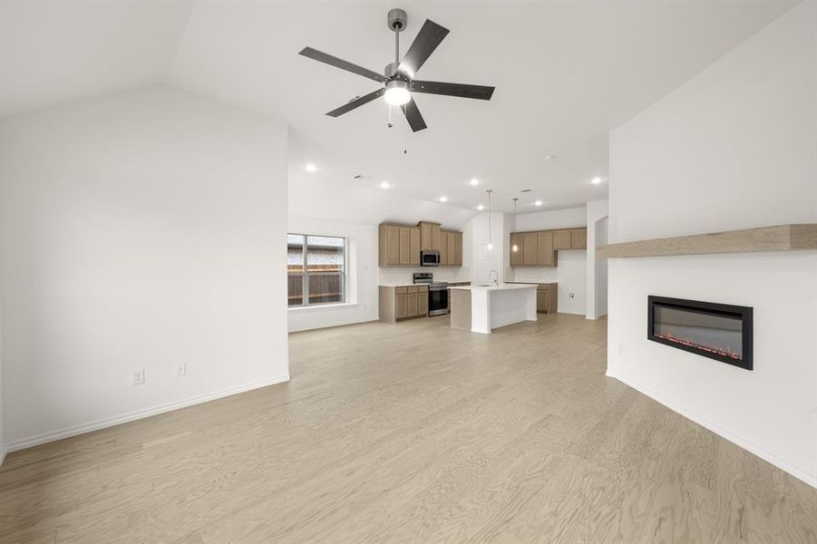 4540 Lyre Leaf- Living Room-2