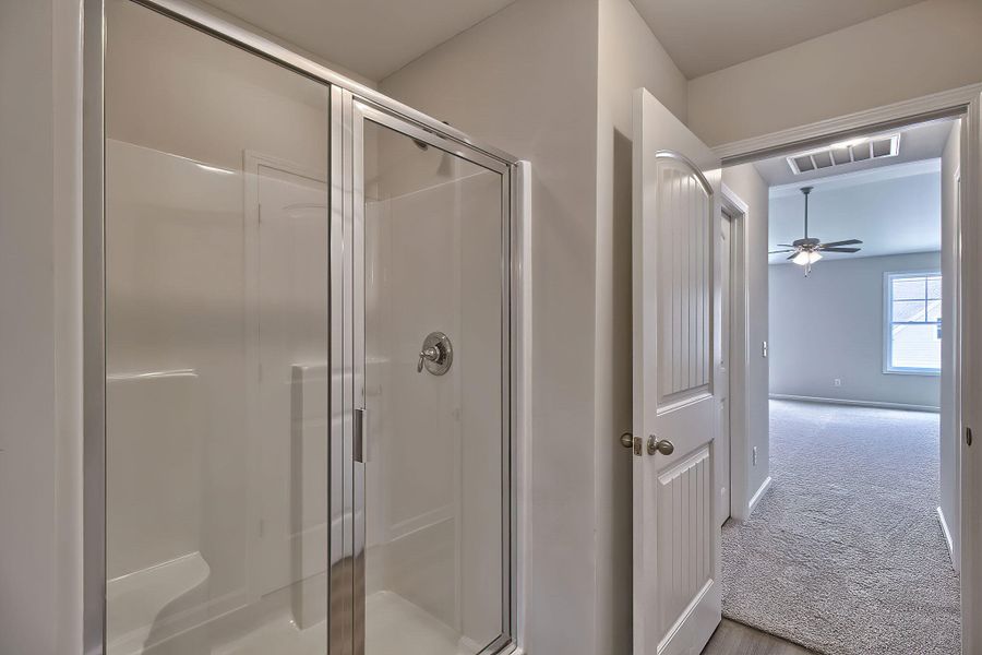 Devonshire II Shower Stock Devonshire II Shower Stock