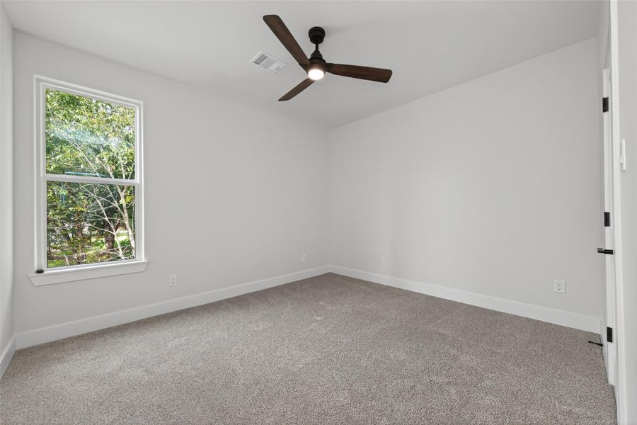 Spacious, unfurnished interior of a new home in , Bridge City (Image 27).