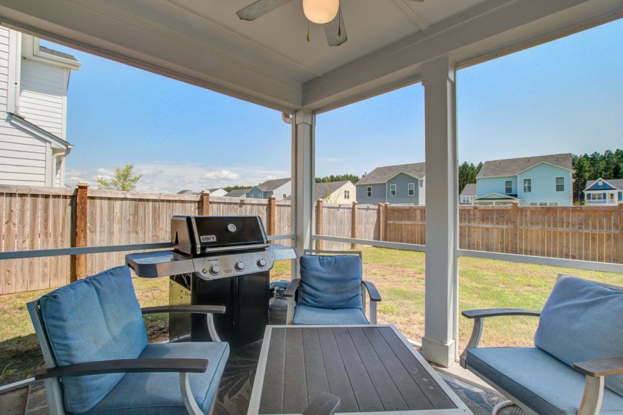 Exterior details and patio area of a home in Homecoming, Ravenel (Image 3).