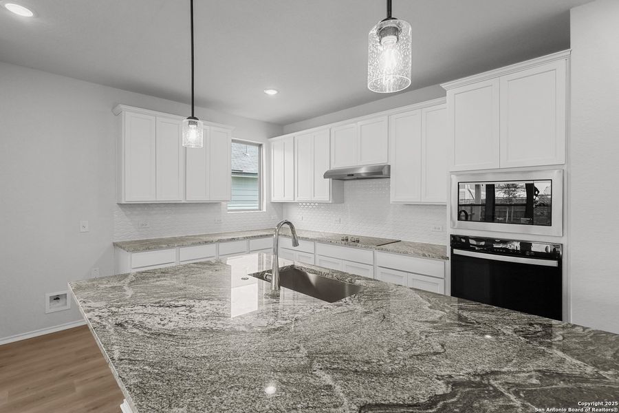 Furnished interior view inside a new home in Overlook at Creekside, New Braunfels (Image 12).