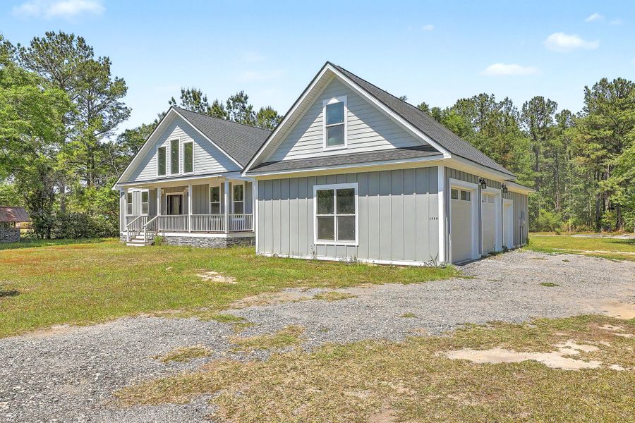 Exterior details and patio area of a home in , Moncks Corner (Image 25).