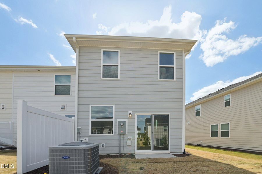 32-web-or-mls-2009 Oakdale Dr-S3103-032