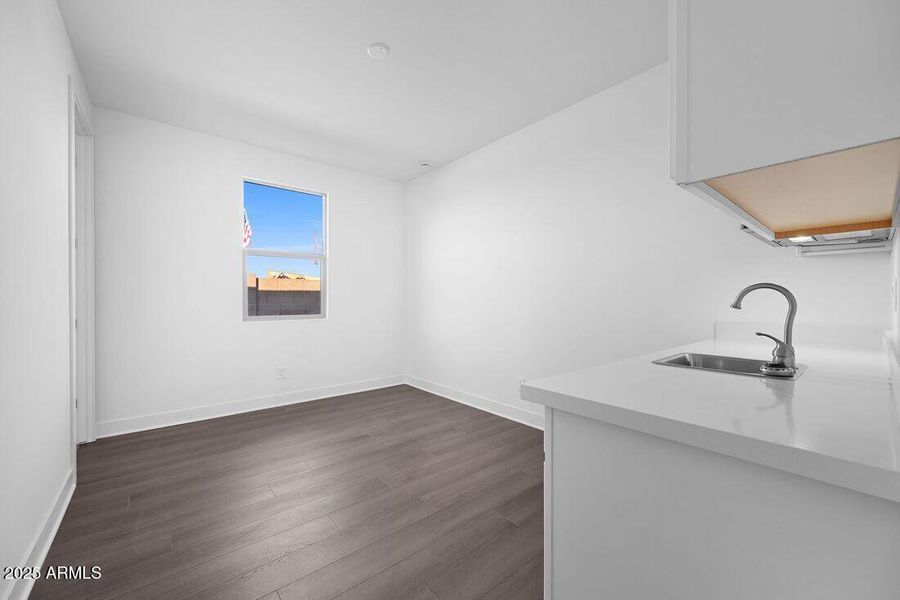 hj-az-phoenix-lucero-hazel-lot-52-kitche