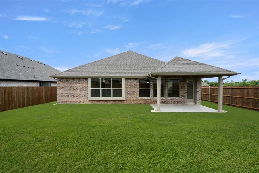 1009 Stonehaven- Back-3