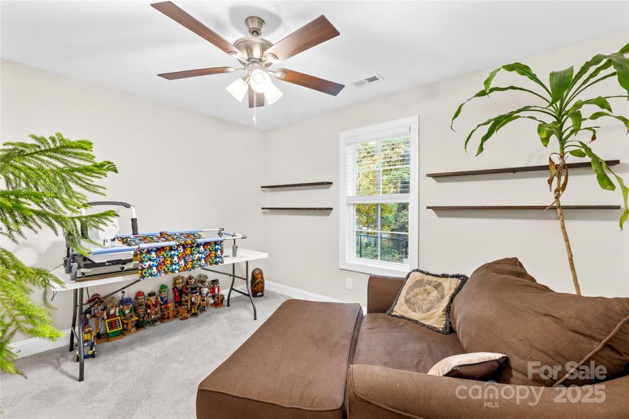 Image 11 of a home in .